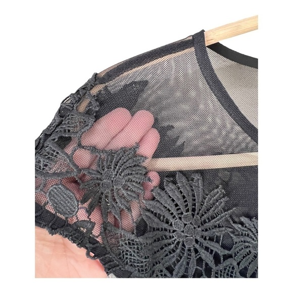 Deletta Garden Guise Mesh and Lace Top Blouse Black & Navy Occasion Top NEW - Picture 6 of 16